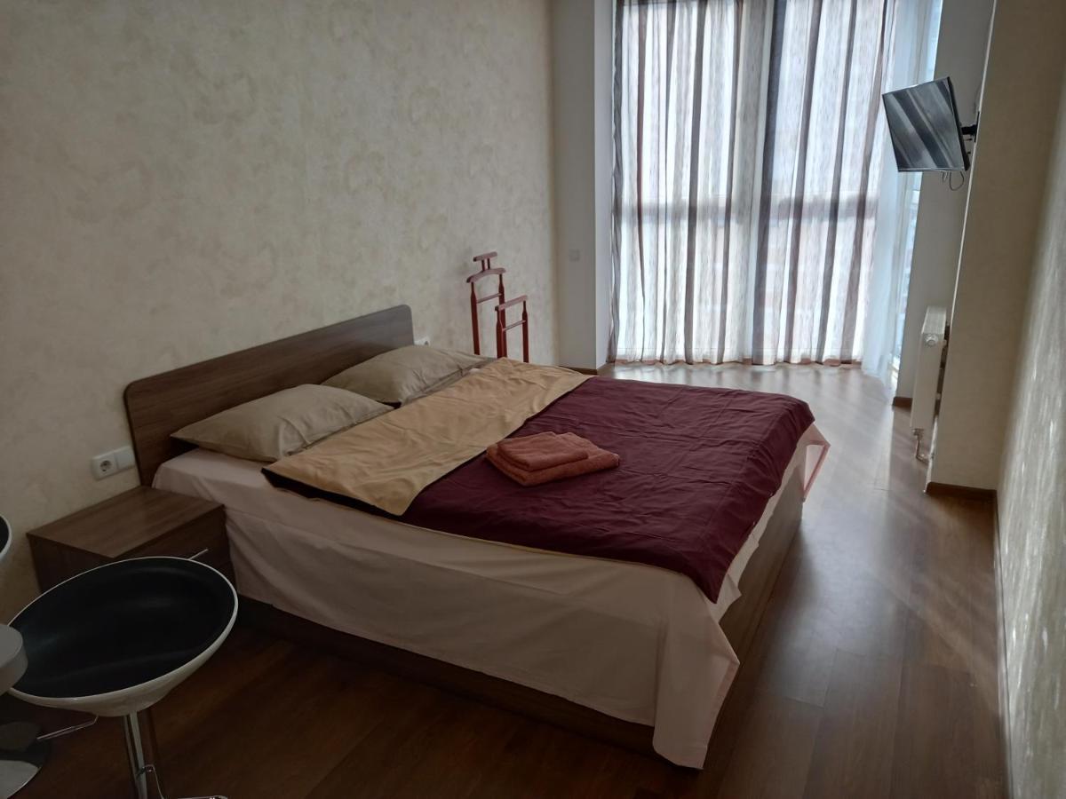 Smart Apartments Drahomanova 2А Kiew Exterior foto